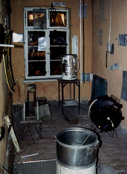 Metalowy pokój, Meat Art, Neue Gothik Art 1994 [instalacja]; Galeria na Squacie ASP/ Wrocław