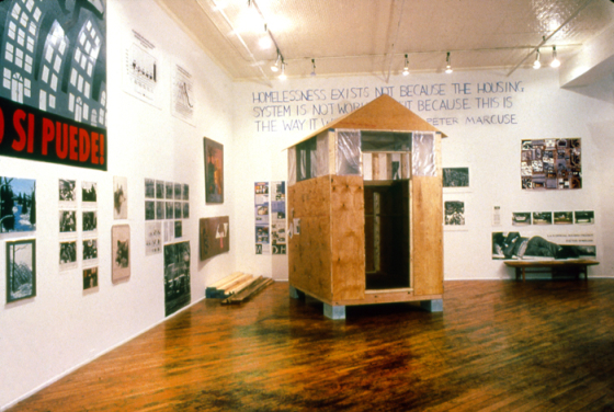 "Homeless", installation detail, z cyklu "If You Lived Here", New York, 1989