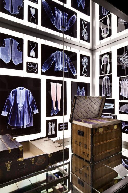 Louis Vuitton & Marc Jacobs, S. Gainsbury et J. Bennett, (c) Les Arts Décoratifs, zdj. Luc Boegly