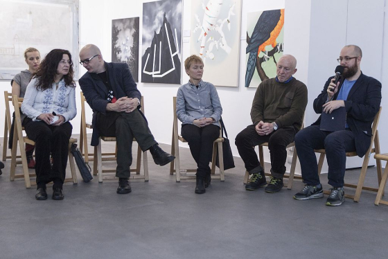 Panel dyskusyjny „Malarstwo 2015 – w kontekście bielskiego biennale”, Galeria Bielska BWA, Bielsko-Biała, 28.11.2915; na pierwsz