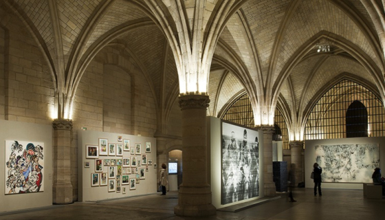 A triple tour - collection Pinault, Conciergerie - widok wystawy  Philippe Berthe Centre des Monuments Nationaux