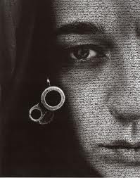 Shirin Neshat, bez tytułu, z serii “Women of Allah”, 1994.