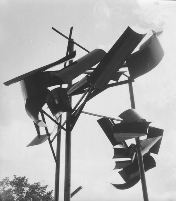 Biennale Form Przestrzennych, 1965, "Oderwanie"