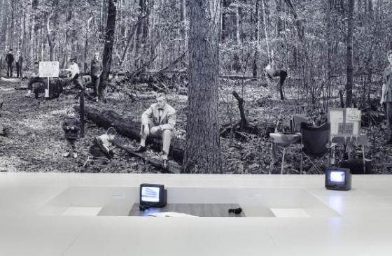 Goshka Macuga, It Broke From Within, 2011; widok instalacji, Walker Art Center, Minneapolis. Fot.: Gene Pittman