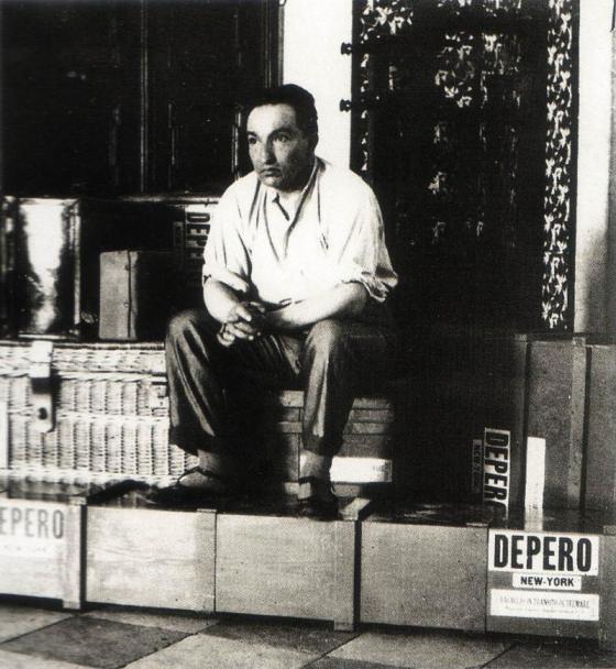 F. DEPERO W OCZEKIWANIU NA WYJAZD DO NOWEGO JORKU (1928), MART ARCHIVIO DEL‘900