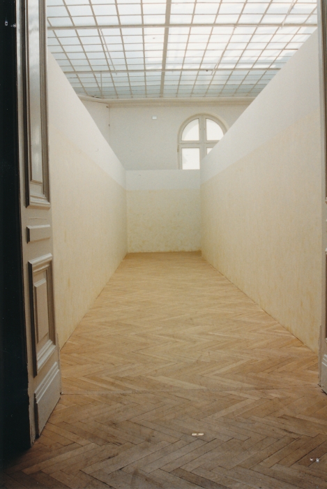Mirosław Bałka, Mydlany korytarz, 1995, dzięki uprzejmości Narodowej Galerii Sztuki