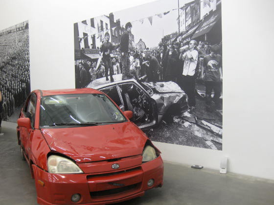 "Precz z autami, Camden Town, Londyn 1996", 1996 / 2011, © 2010 Gustav Metzger, dzięki uprzejmości The New Museum, NY; zdjęcie: