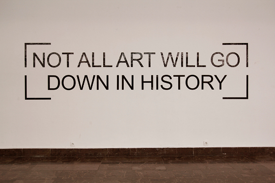 Maria Anwander, „Bez tytułu (Nie każda sztuka przejdzie do historii)”, 2013, dzięki uprzejmości artystki