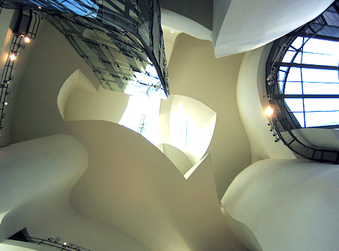 Muzeum Guggenheim w Bilbao (fot. strona internetowa muzeum)
